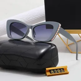Okulary przeciwsłoneczne dla mężczyzn i kobiet Summer Cat Eye Style anty-ultrafiolet milionera retro tarcza soczewki Plac Placu Pełna ramka moda okularów losowe pudełko