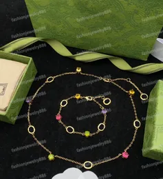 Błyszczący elegancki kolorowe diamentowe łańcuchy Choker Naszyjniki projektant bransoletki dla kobiet wysokiej jakości blokujące litery bransoletki zaopatrzenie zestawów biżuterii z pudełkiem