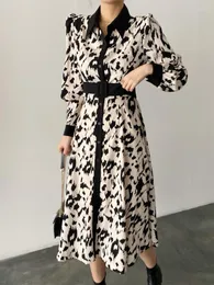 Vestidos casuais irmãs Fara Spring Leopard Camisa para feminino Single Single Basted Long Dress Feminino Autumn Mid-Calf