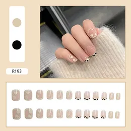 False Nails 24st Nail Patch With Love Heart Leopard Print Glue Type Fashion Manicure Wearable Kort gåvor till Girl SK88