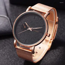 Wristwatches Simple Men's Watch Mode Dial Bracelet Gold Quartz Waterproof Multi Clock Light Pu Strap Business Casual