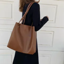 Bolsas de noite Mulheres casuais Bolsa de ombro PU Couro sob braço Sólido Composto feminino Bolsas de alta capacidade com bolsa de zíper