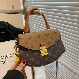 2023 Hota Sales Newe Luxuryi Designiera Women Conder County Bags Leather Leather Condrics Cross Bash