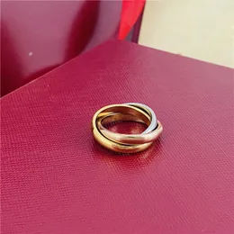 uxurys designers par ring klassiska tre-ringar ring för män kvinnor par mode enkla stil ringar med tre färger rosguldringar