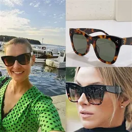 Designer Design Cats Eye Frame Cool Sunglasses 4S004 Luxury Sunshade Retro cats eye Small Frame outdoor party personality Logo on the leg with original box NEW