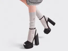 Tasarımcı Mesh Uzun çoraplar kadınlar için çorap çorapları 2023 yeni bayanlar seksi tam mektup baskılı çorap çorap, kaliteli hediyeler 3 renk dropship