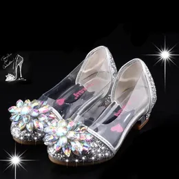 Sneakers Fashion Princess Crystal Bright Diamond Leather Girl Sapatal Sapatos de salto alto 230317