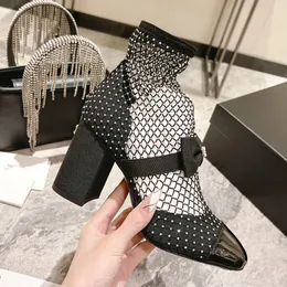 Bowtie Tennis Boots مصمم فاخر Rhinestone Buckle Heel Heel Womens Shoes 8.5cm Bootie Fashion Myperged Color Color Ongle Footwear 35-41