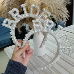 Inne impreza zaopatrzenia na pannę młodą jest Pearl Crown Headband Bach Bachelorette panieńska przyjęcie dla nowożeńców prysznic ślub próby zaręczynowe Dekoracja obiadowa Dekoracja 230321