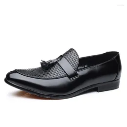 Dress Shoes Men's Business Leather 2023 Spring British Style Wild Trend Breathable Fashion Lace Pointed Toe Formal Casual Loafers