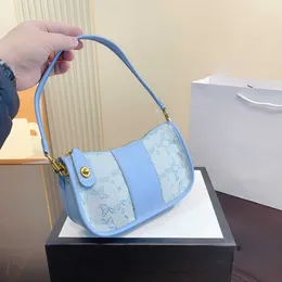 حقيبة مصمم الأدوار الكلاسيكية الساخنة C-Letter Luxurys حقيبة الكتف الأزياء حقيبة حقيبة محفظة Crossbody Vintage عالية الجودة حقيبة يد 230223