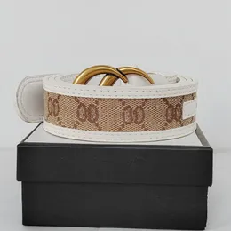 2021 Kvinnor Herrläder svarta bälten Kvinnor 1Snake Big Gold Buckle Men Classic Casual Pearl Belt Ceinture985