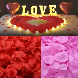 Ghirlande di fiori decorativi 100 pezzi Petali di fiori di rosa artificiali per la decorazione della tavola della festa di compleanno di nozze Romantico San Valentino Falso D