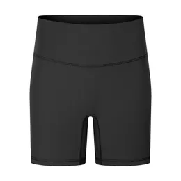 Luluemon Yoga Shorts Płynne wyrównane sporty 3-punktowe spodnie w wysokim poziomie.