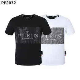 25.11Plein Bear T 셔츠 남성 디자이너 Tshirts 브랜드 의류 모조 다이아몬드 PP 두개골 남자 티셔츠 둥근 목 SS 두개골 및 결정 Tshirt Top Tees 161692