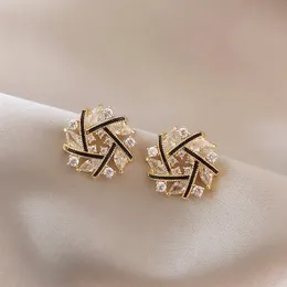 Modische neue beliebte Ohrringe im klassischen Stil mit Diamanten besetzte Schneeflocken-Ohrstecker, luxuriöse schöne Ohrringe für Frauen, Hochzeitsschmuck, Ohrringe, hochwertiges Geschenk