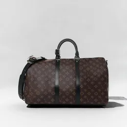 عالية السعة Keepall M41424 حقيبة Dufffle Bag Travel Weekend Fashion سعة كبيرة حمل للنساء مصمم فاخر مصمم كروس كتف القابض أكياس الكتف
