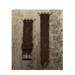 Guarda gli accessori Watch Bands WholeSalees Lettera a motivi V V Watch Cinp Brand 38mm-45mm in pelle per uomo Bijoux Cjewelers