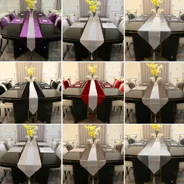 Table Runner 32x250cm European style Flannel Diamond Table Runner Silver Rhinestones Stylish Table Runner For Home Wedding Party Decor 230322