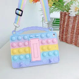 Pop Push Rainbow Bubble Case na iPad Mini 6 5 4 iPad 9.7 10.2 Pro Air Dziewczyna Dziewczyna Kobieta Miękka silikonowa uchwyt Kopiąca okładka ochronna z paskiem na ramię