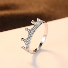 Anel feminino de prata microincrustado de zircônio s925 com design de coroa europeu, anel de luxo, joias premium requintadas, presente