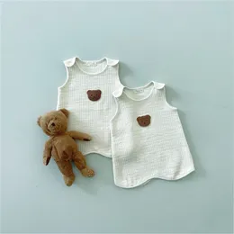 Pyjamas Baby Toddler Sleeping Bags Cotton Gaze Sleeveless Vest Antikick Bear Sleep Sack för Born Girl Boy Gowns 230322