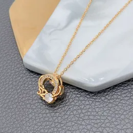 Högkvalitativ modehalsband Digital Diamond Insert Pendant Necklace Luxury vackert halsband för kvinnor smycken tillbehör bröllop gåva