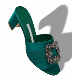 Sommerdesigner flache Sandalfrauen Slipper Schuhe Martamod Kristallschnalle Rutsch Sandalen Satin Juwel Square Outdoor Komfort Flat auf 35-43 Box