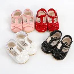 Primeiros Walkers Spring Baby Shoes Pu Leather Born Boys Girls Princesa Bowknot Prewalker 230322