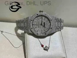 مختبر الزركون مخصص كريستال خاص OEM Out Top Watch Luxury Men Women Iced Ice Cube Arabian Skeleton VVS Moissanite Diamond FSBZ