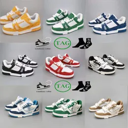 2023 Men Causal Shoes Fashion Woman Leather Lace Up Platform Sole Sneakers White Black mens womens Luxury velvet suede 35-45 Trainer Sneaker
