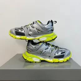 Yeni moda sıradan erkekler ayakkabı track1 eklenmiş örgü spor ayakkabı kadınlar için üçlü spor net bir en kaliteli eğitim baba ayakkabıları mkjkmkjk000008