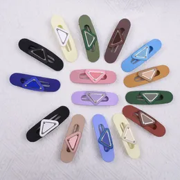 Designer P Letter Triangle Hair Clips Women Square Barrettes Hairpin Crab Solid Color Claw Clip for Girl Designer Accessories Gift