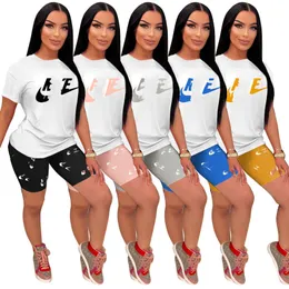 2024 Designer Brand Jogger Suits Summer Tracks Duits Women Outfits 2xl Kort ärm T-shirt Shorts Två stycken Set Casual Print Sports Suit Partihandelskläder 9564-1