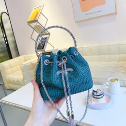 ChaneI pełna diamentowa górna metalowa rączka torba typu worek torby na ramię Hangbag dla kobiet torby z łańcuszkiem na ramię Tassel zawieszka dekoracyjna 17x13x10cm