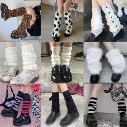 Calzini da donna stile giapponese Kawaii peluche calze invernali lunghe Harajuku stivali larghi al ginocchio leggings lavorati a maglia caldi