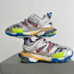 Yeni Moda Sıradan Erkek Ayakkabı Track1 Birleştirilmiş Örgü Spor Ayakkabıları Üçlü Spor Açık Sole En Kaliteli Eğitim Baba Ayakkabı Mkjkmkjk000005