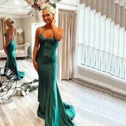 Halter Backless Mermaid Bridesmaid Dresses Beading Strap Engagement Gown Green Sweep Train Long Maid Of Honor Wear 326 326