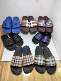 Parfonddesigner Sandal Sports Casual Slippers Classic Plaid Flatsole Tisters Casual Tisters Tisters Par Tistrar Mäns och kvinnors tofflor Rummi Mater