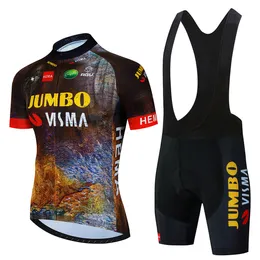 Cykeltröja sätter Team Jumbo Viism Cycling Jersey Set 19D Bike Shorts Set Mtb Ropa Ciclismo Mens Short Sleeve Bicycle Shirts Maillot Clothing 230324