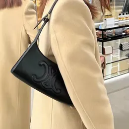 Umhängetasche Neue 2023 Frühling/Sommer Abendtaschen Tide Baguette Pu-Leder Damen Eine Schulter Tragbare Unterarm Kleine Quadratische Tasche .5A