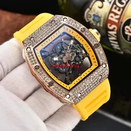 Novo 2023 com Diamond Men's Watch Sports Leisure Weln's Watch Hollow-Out Dial Design Silicone Quartz Watches Factory Sales