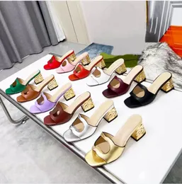 Дизайнерские женские сандалии выпадения каблуков Slippers Золотые каблуки с сандальными резиновыми кожаными тапочками женские туфли обувь для толстых слайдов размером 35-44