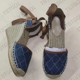 A114 Sandały Sznura Plecione designerskie kobiety Espadrille Pasek okrągłe obcasy klinowe obcasy modne