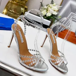 Aquazzura Rhinestones Tequila 105 Sandals Stileetto Heels Cross Open Toe Women's Luxury PVCとLeather Outsolle Invined Banquet Party Shoes 10cm Factory Footwear