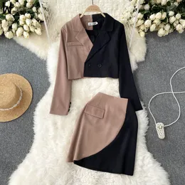 Zweiteiliges Kleid, koreanisches gespleißtes schickes Röcke-Anzug-Set, Büro-Damen, eleganter, langärmliger, kurzer Blazer und Aline-Mini-Arbeitsoutfit 230324