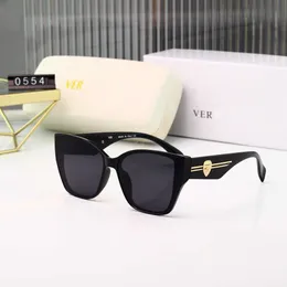Óculos de sol Versage de designer de luxo, óculos de sol masculinos e femininos Vercace, novos óculos de sol com armação grande no exterior, óculos versáteis, óculos de sol ao ar livre 0554