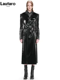 Damenjacken Lautaro Herbst Langer schwarzer wasserdichter reflektierender Lackleder-Trenchcoat für Frauen Gürtel Zweireiher Europäische Mode 230324