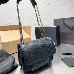 Lüks çanta tasarımcısı gerçek deri moda klasik cüzdan kare kadın seyahat çanta marka metal işareti omuz debriyaj çantaları crossbody messenger çanta