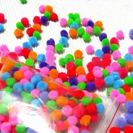 장식용 꽃 100pcs/pack pompoms 파티 웨딩 장식 DIY 공예품 재봉 액세서리 도구 믹스 컬러 어린이 장난감 플러시